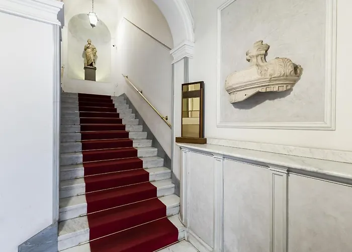 Via Condotti Private