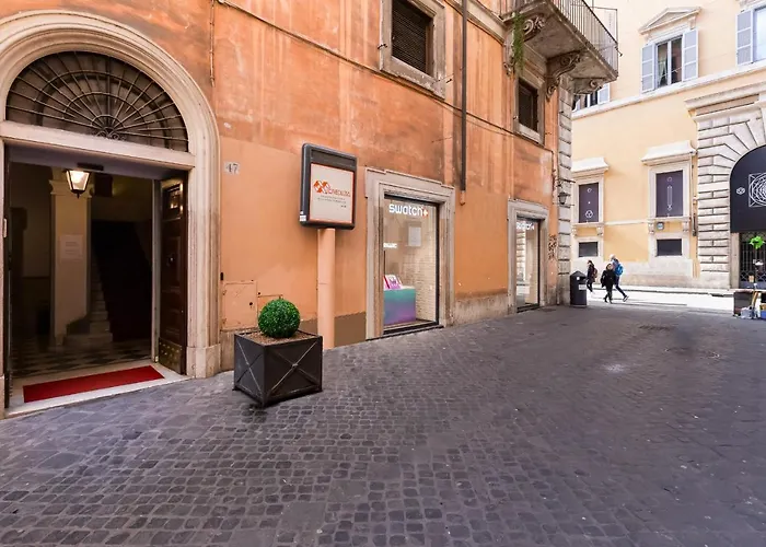 Via Condotti Private Apartment