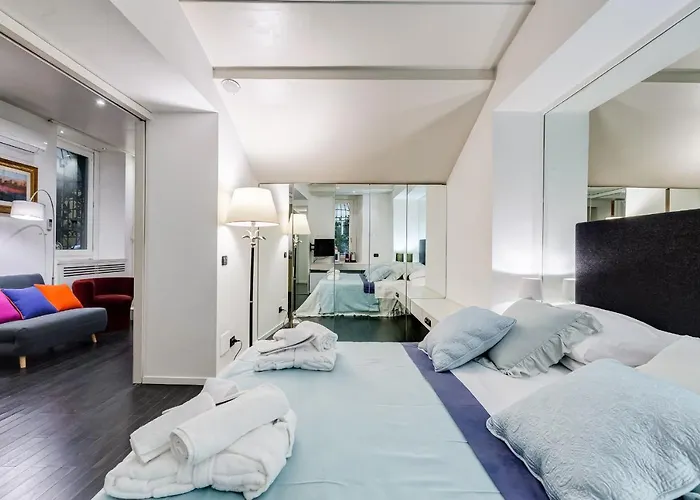 Via Condotti Private Apartment *